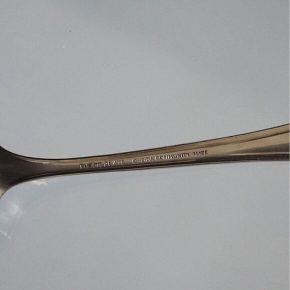 Tudor Plate Oneida Community Sugar Spoon 1932 June Nursery Pattern Silverplate - Picture 5 of 7